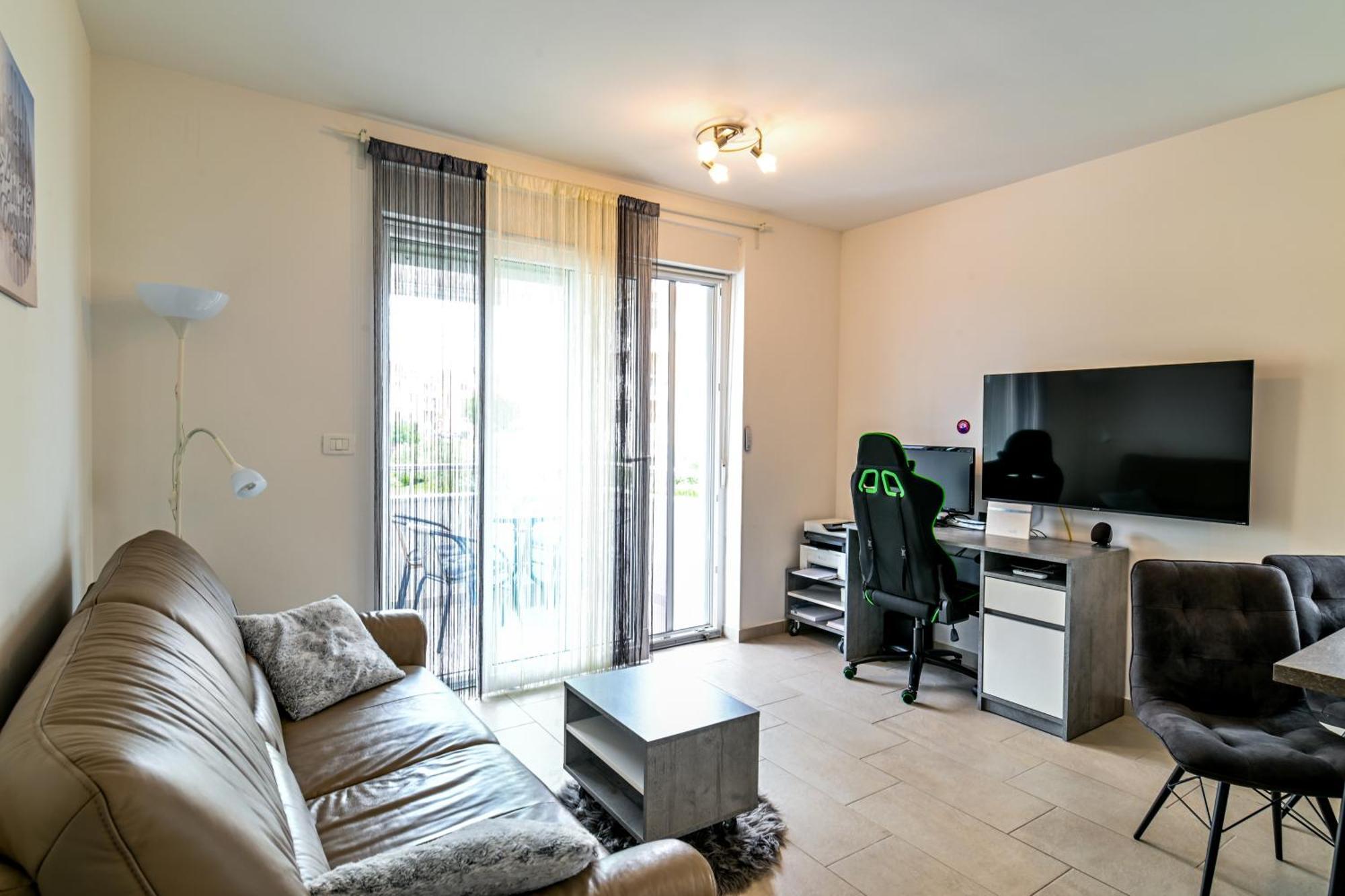 Apartment Uma Umago Esterno foto